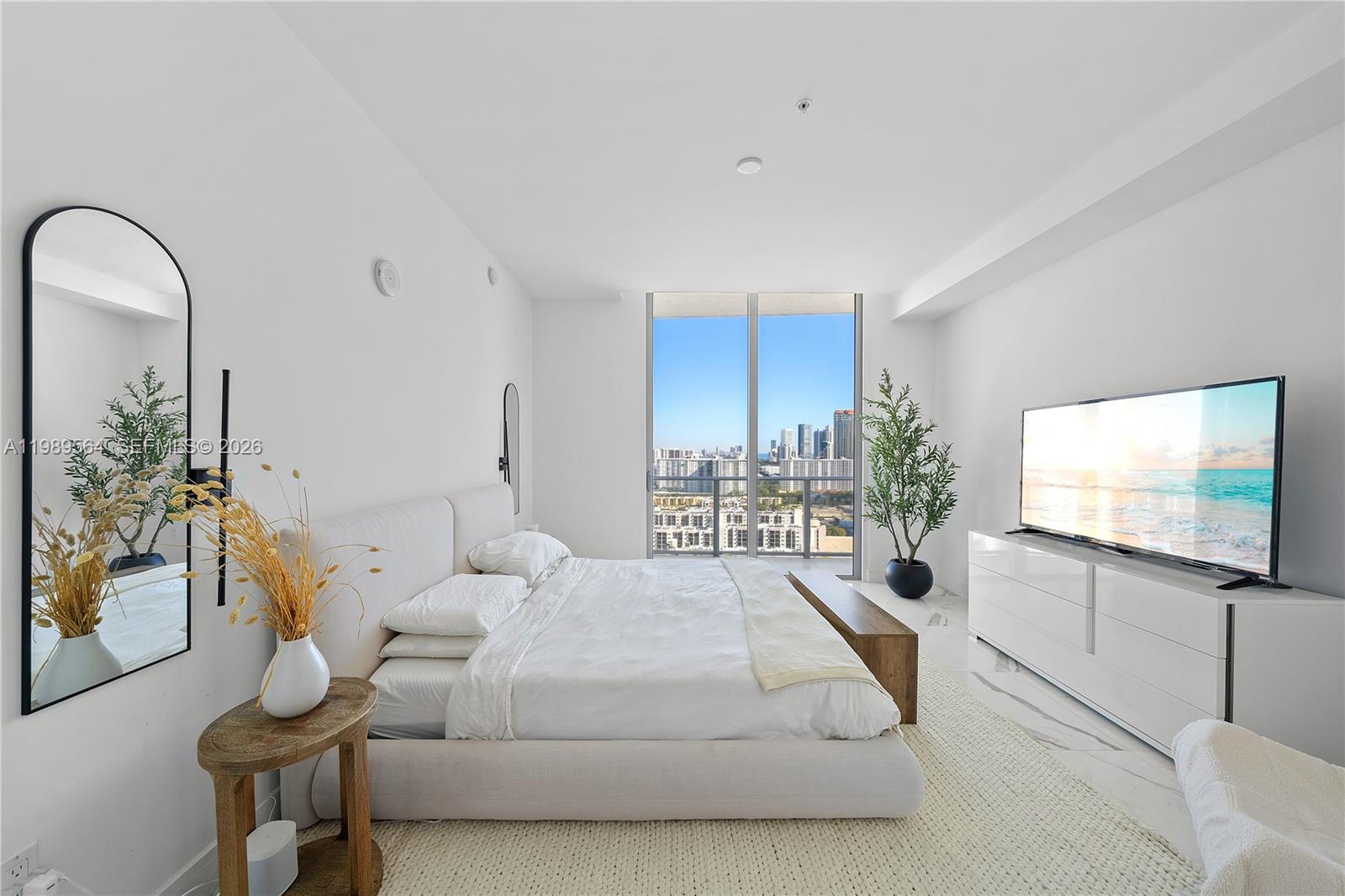 4-TS-03 5 / 6 3722 кв.футов $ 2026-03-25 0 Фото