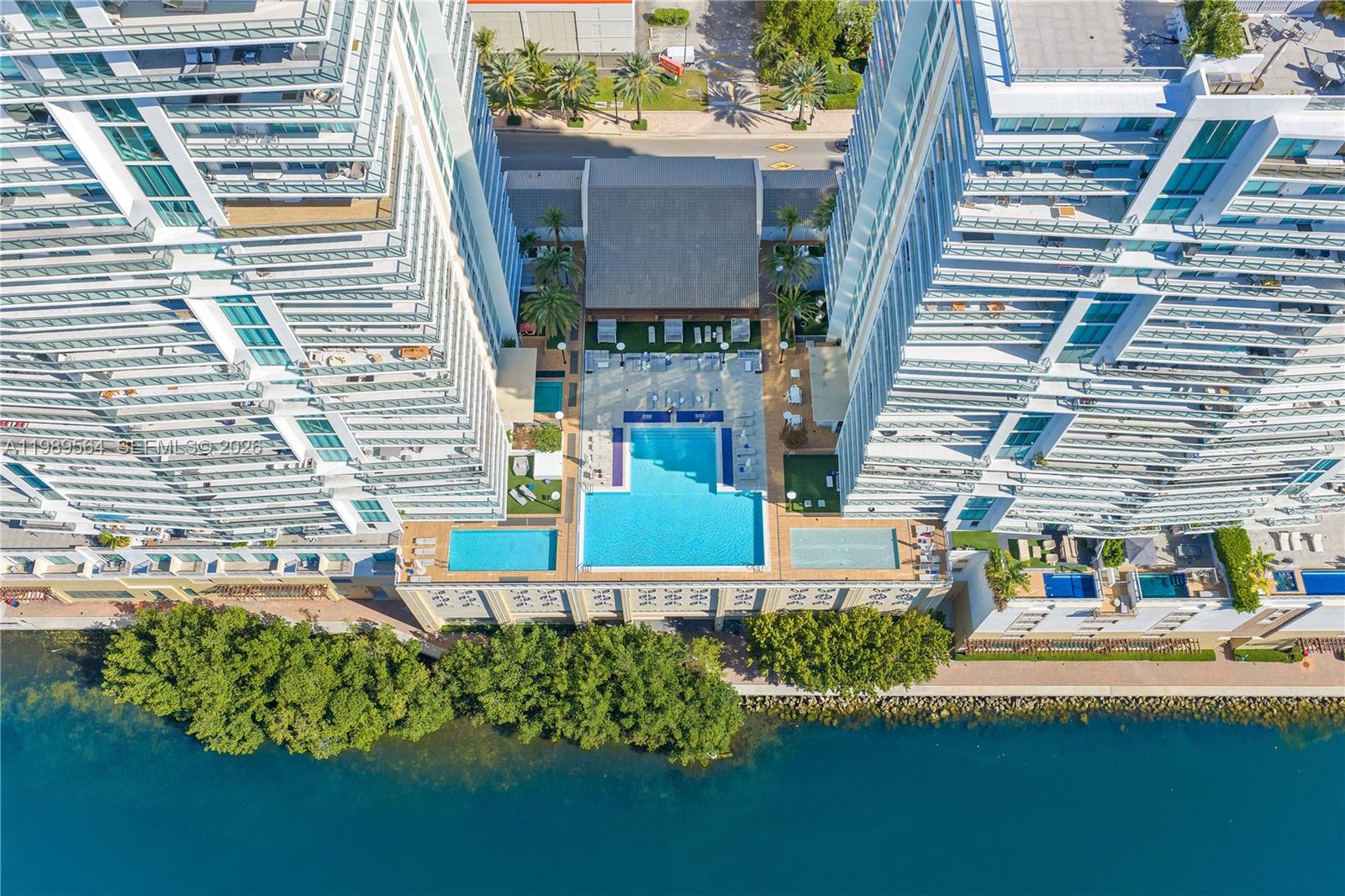 4-TS-03 5 / 6 3722 кв.футов $ 2026-03-25 0 Фото