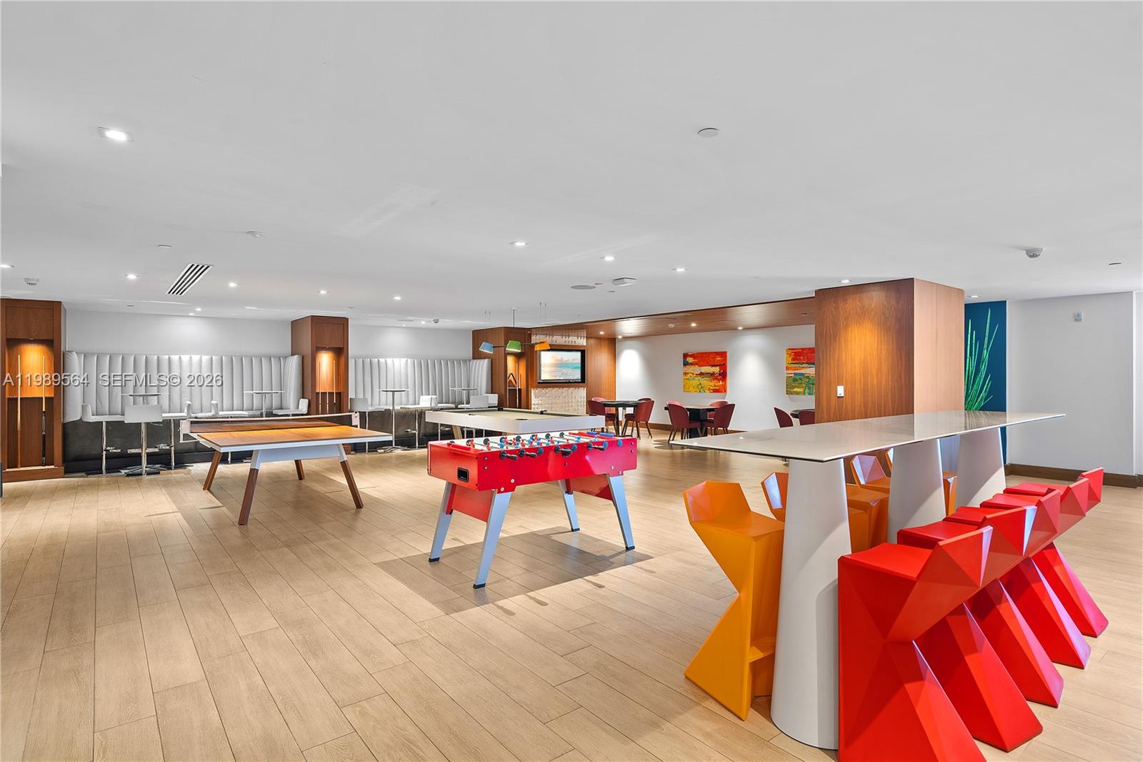 4-TS-03 5 / 6 3722 кв.футов $ 2026-03-25 0 Фото