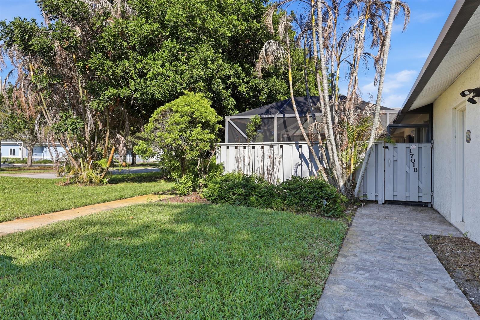 Ver detalles 2 / 2 1280 sq. ft. $ 2026-06-20 0 foto