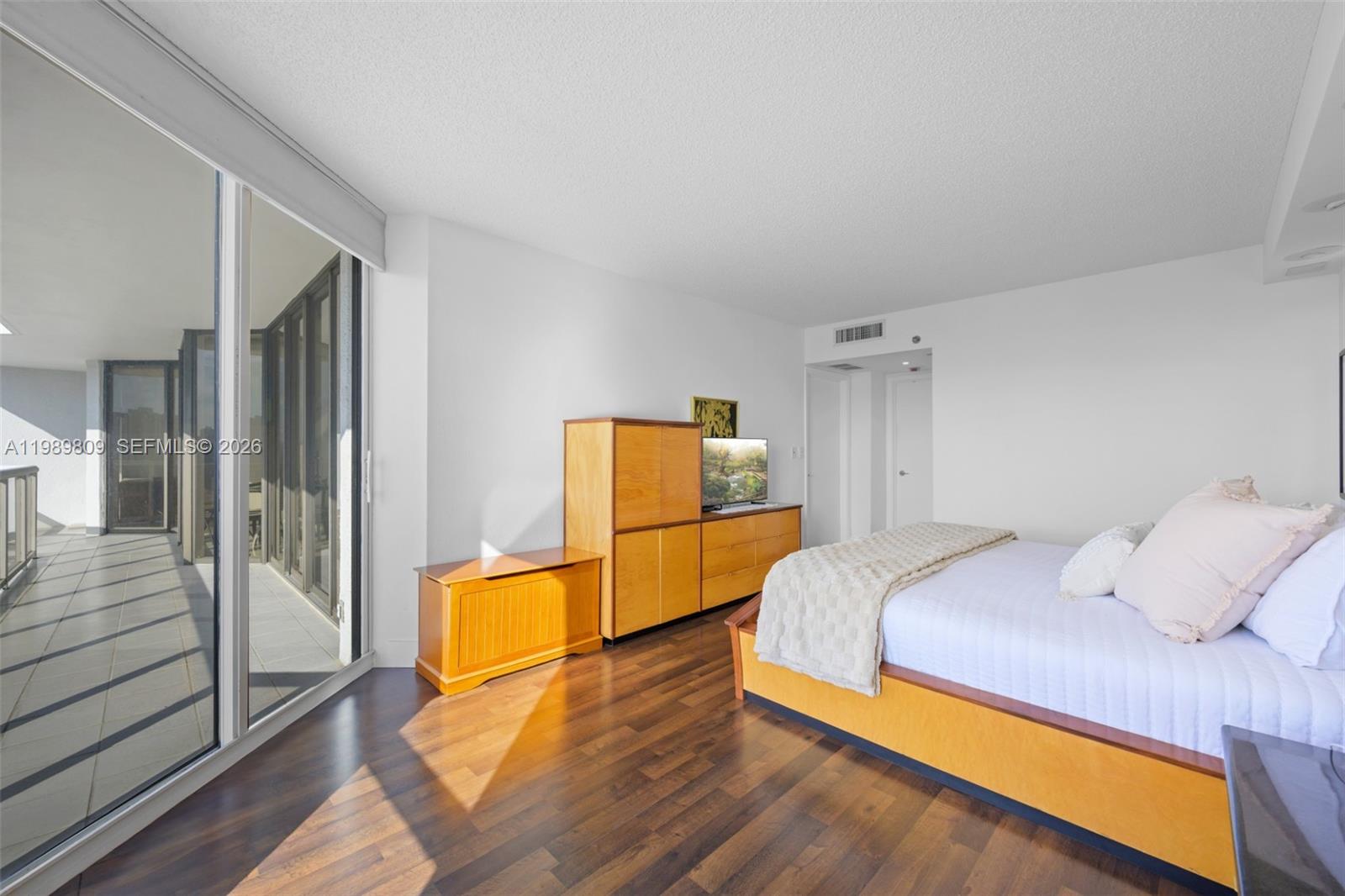 Photo of 3598 Yacht Club Dr  #1204, Aventura, Florida, 33180 - 