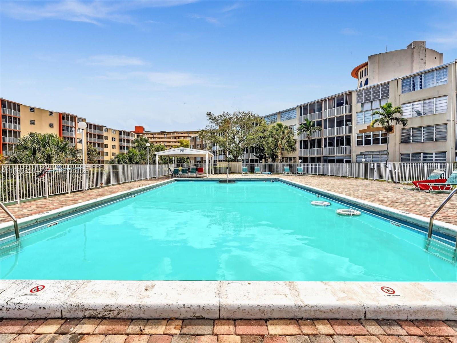 See details 500-1 2 / 2 1062 sq. ft. $ 2026-03-26 0 Photo