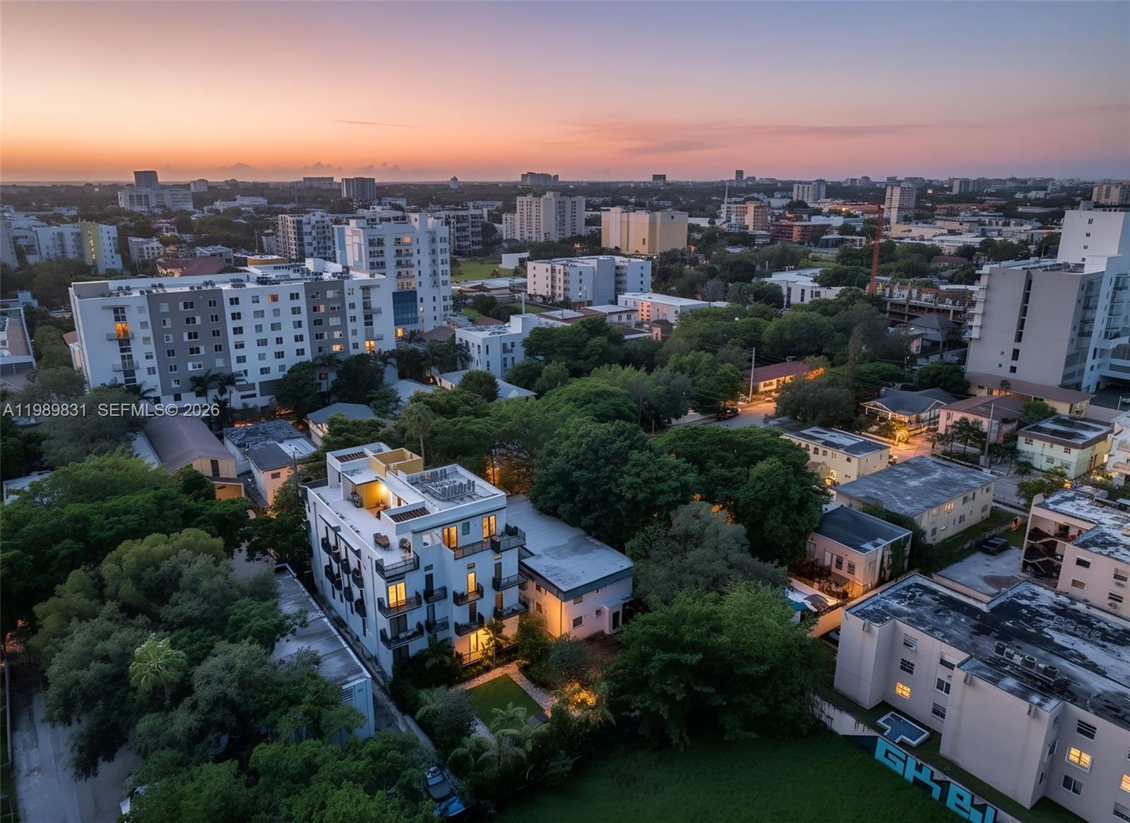   /   кв.футов $ 2026-03-26 0 Фото