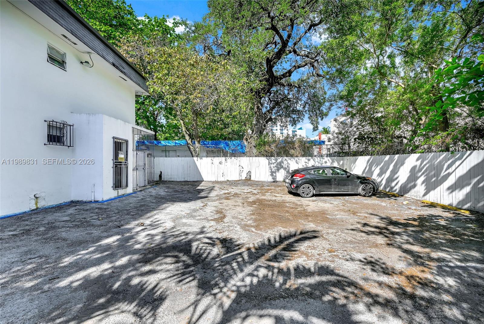   /   кв.футов $ 2026-03-26 0 Фото