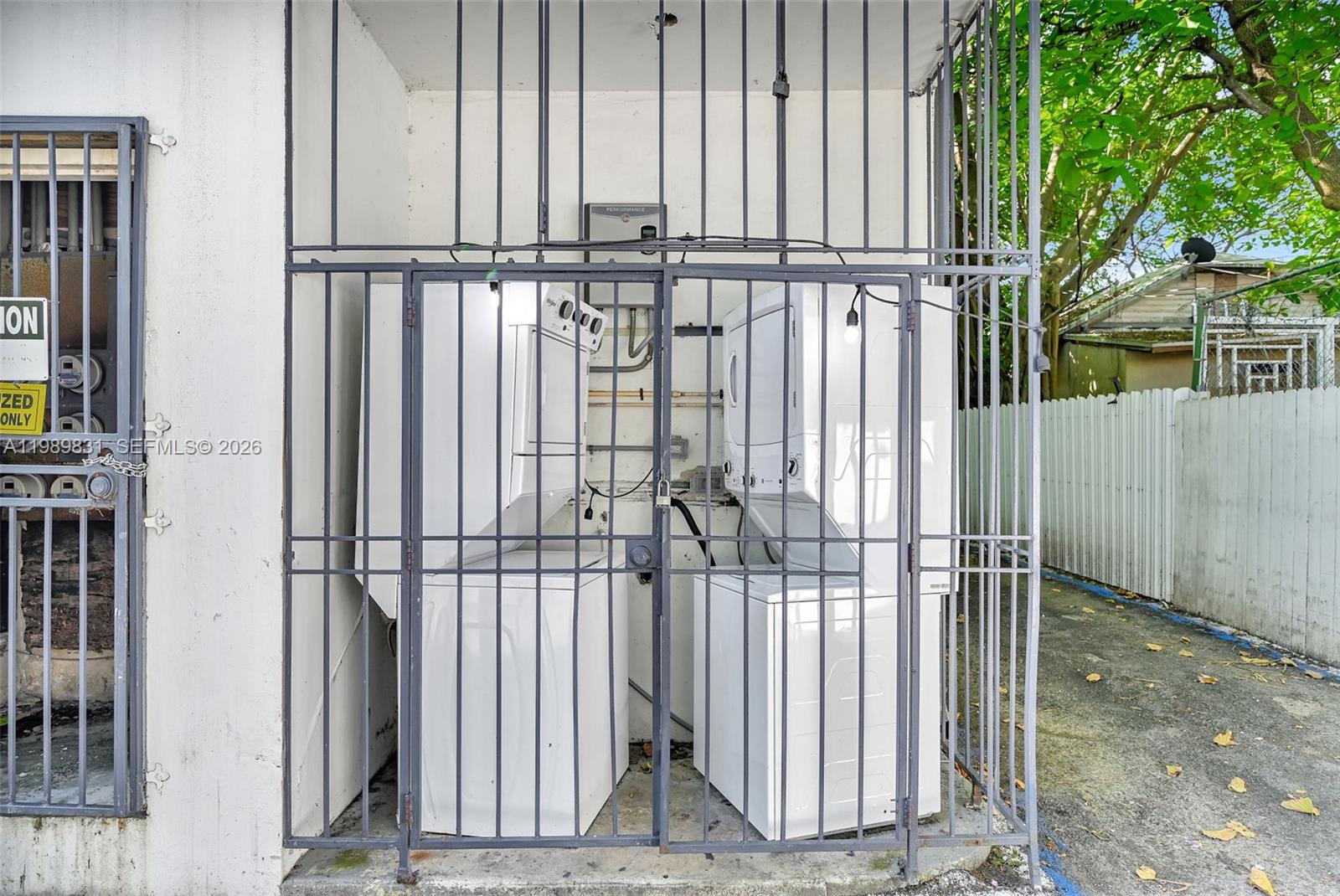   /   кв.футов $ 2026-03-26 0 Фото