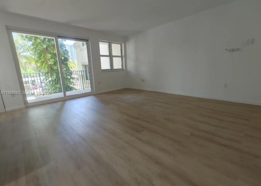 Photo of 20000 Country Club Dr  #201, Aventura, Florida, 33180 - 