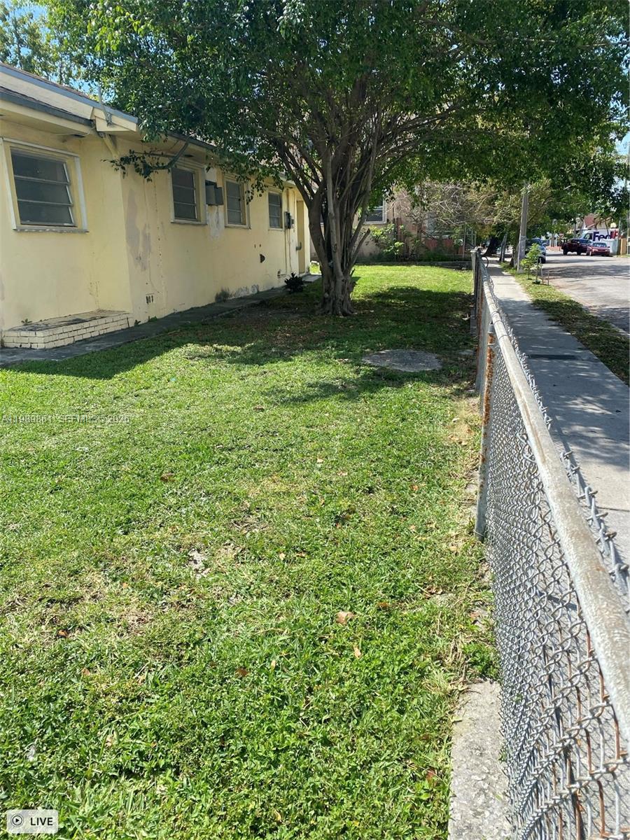   /   sq. ft. $ 2026-03-26 0 foto