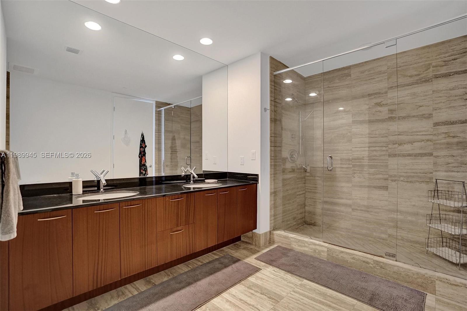 805 2 / 2 1435 sq. ft. $ 2026-03-26 0 Photo