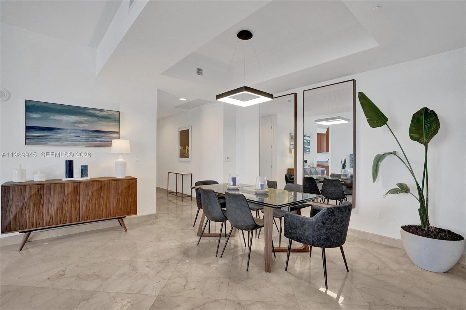 805 2 / 2 1435 sq. ft. $ 2026-03-26 0 Photo