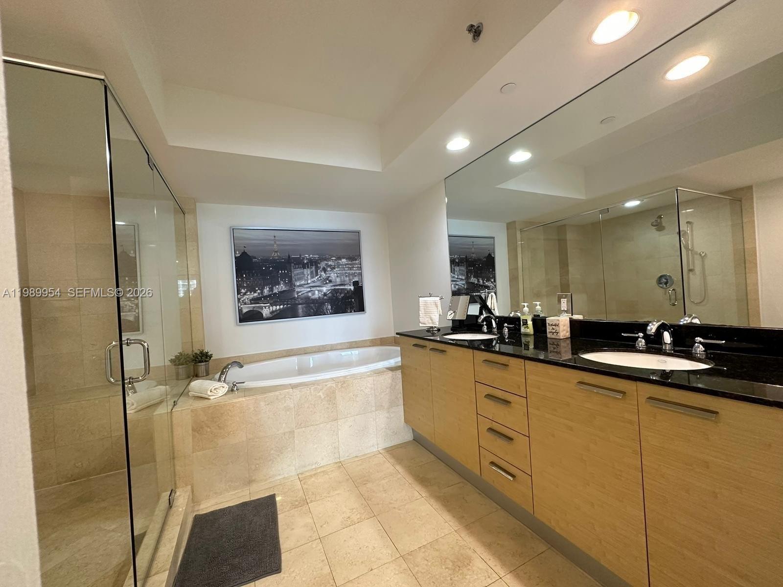 4010 2 / 2 1337 sq. ft. $ 2026-03-26 0 foto