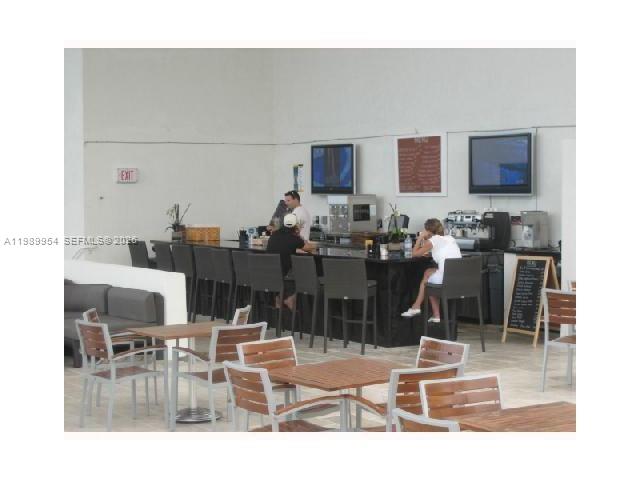 4010 2 / 2 1337 sq. ft. $ 2026-03-26 0 foto