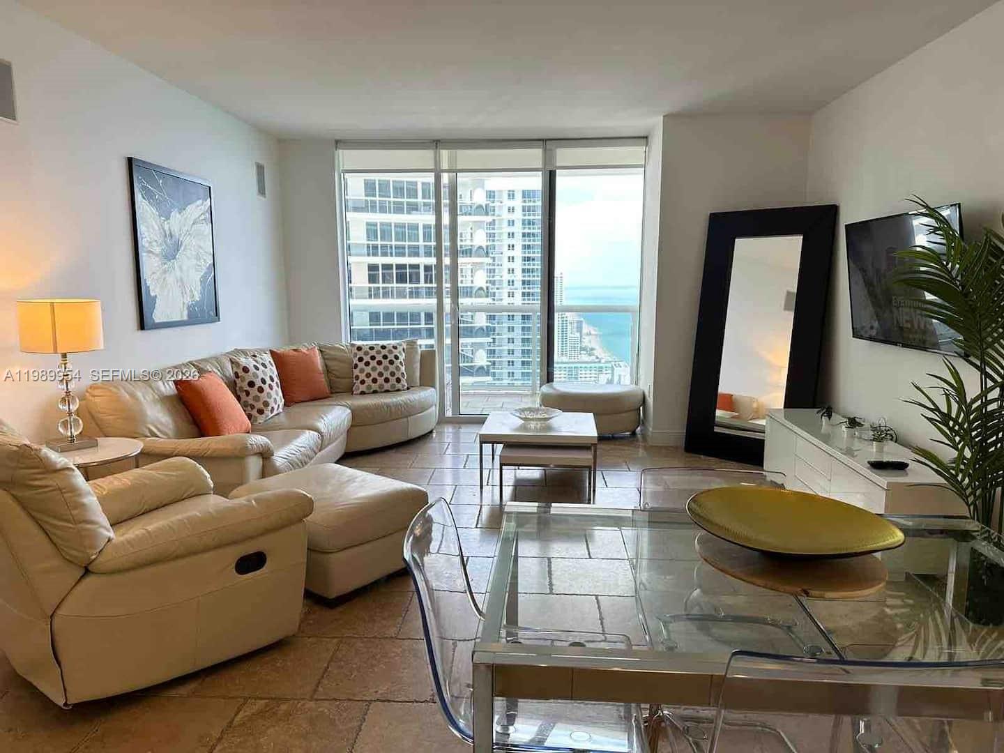 4010 2 / 2 1337 sq. ft. $ 2026-03-26 0 foto
