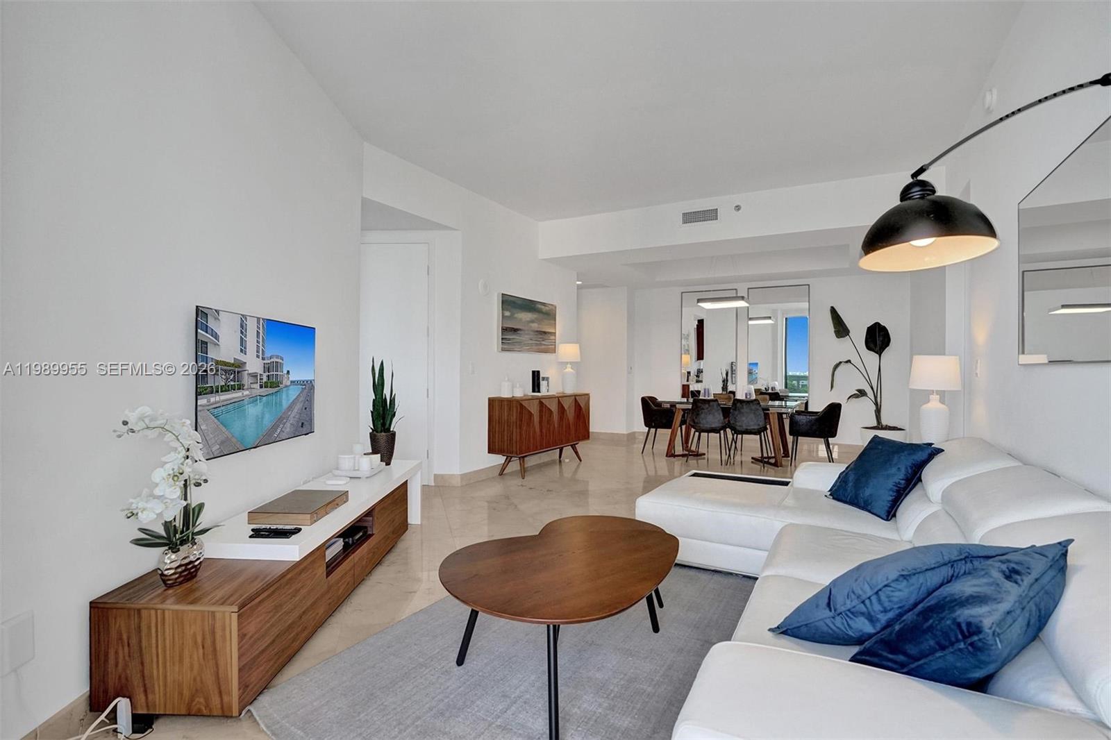 805 2 / 2 1435 sq. ft. $ 2026-03-26 0 Photo