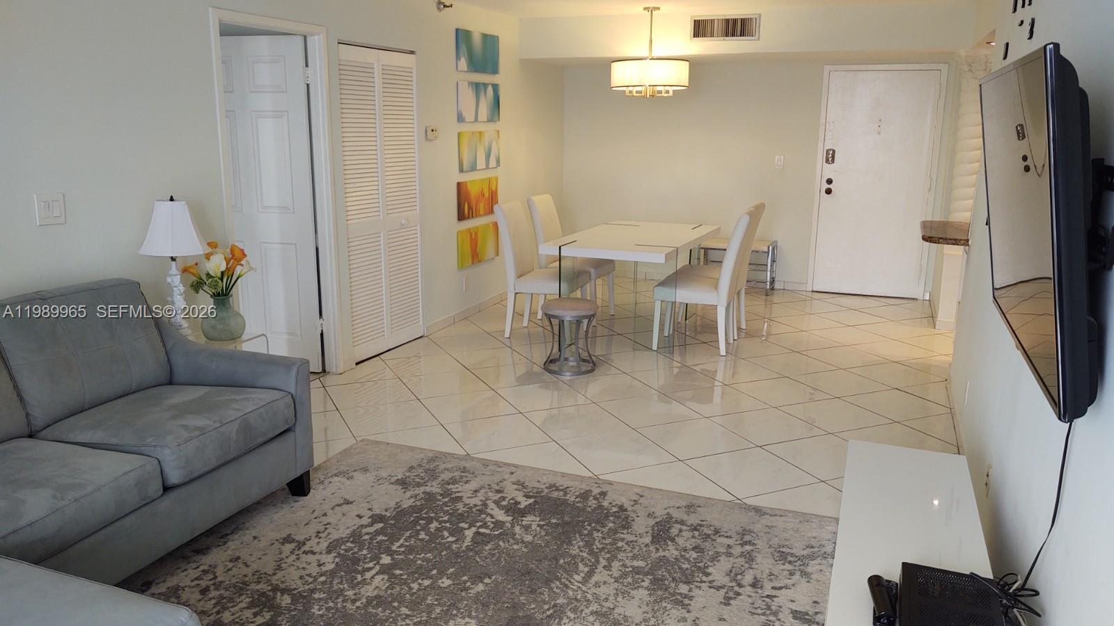 See details 1507 2 / 2 1008 sq. ft. $ 2026-04-14 0 Photo