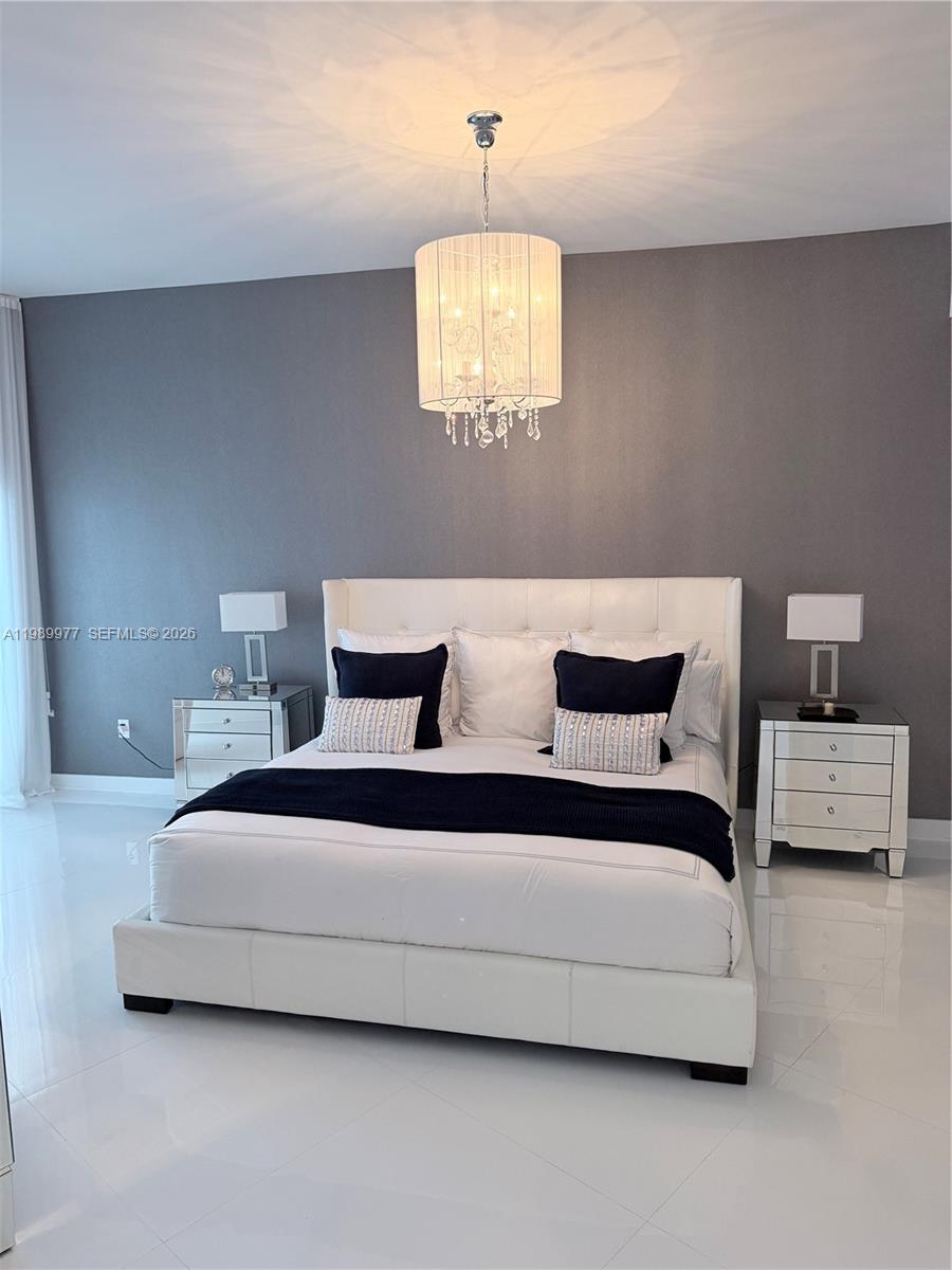 1803 3 / 3 1935 кв.футов $ 2026-03-26 0 Фото