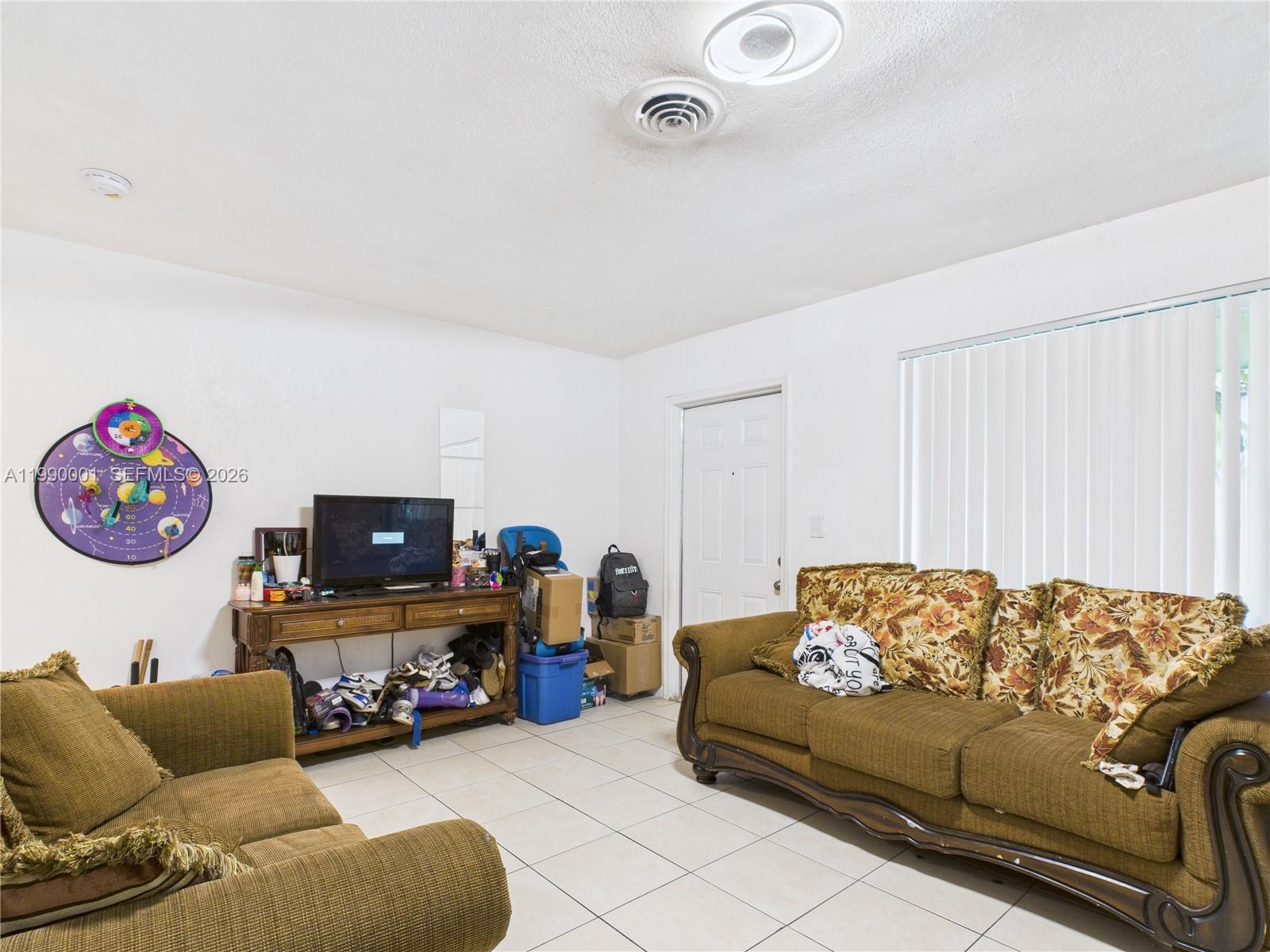   /  1941 sq. ft. $ 2026-03-26 0 Photo