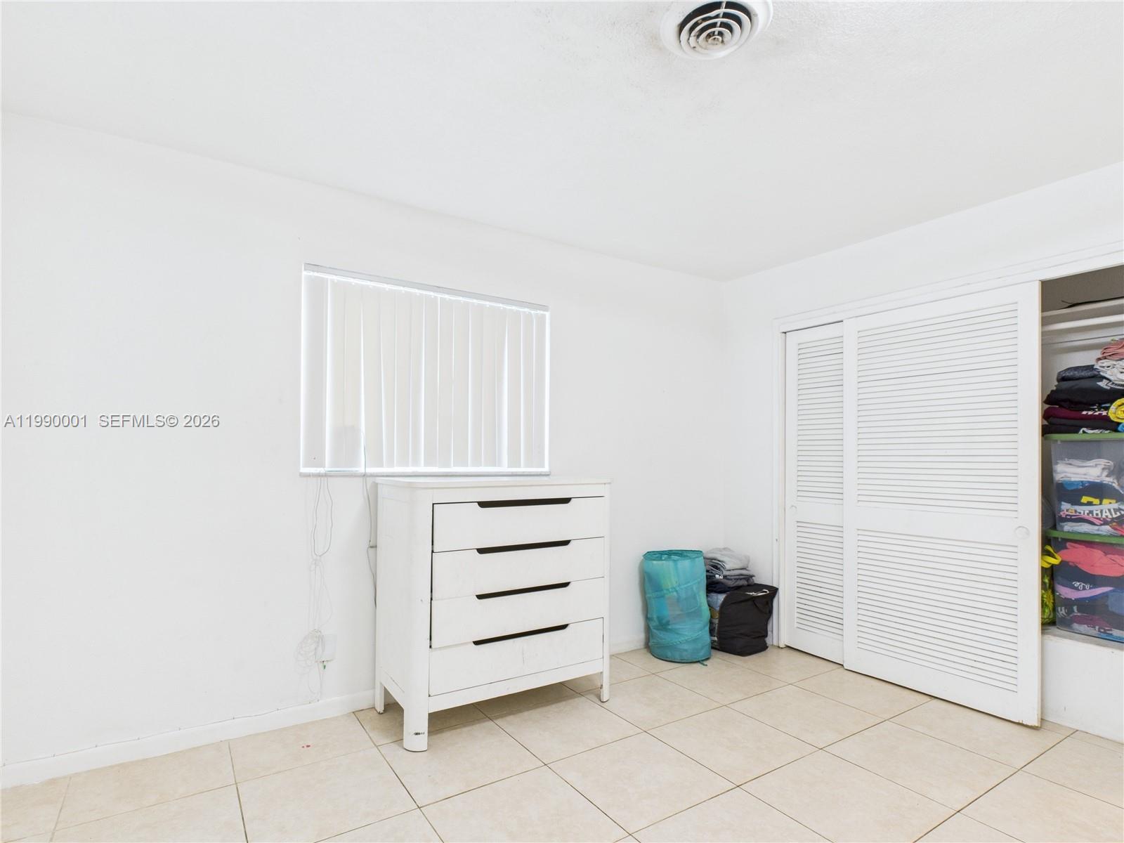   /  1941 sq. ft. $ 2026-03-26 0 Photo