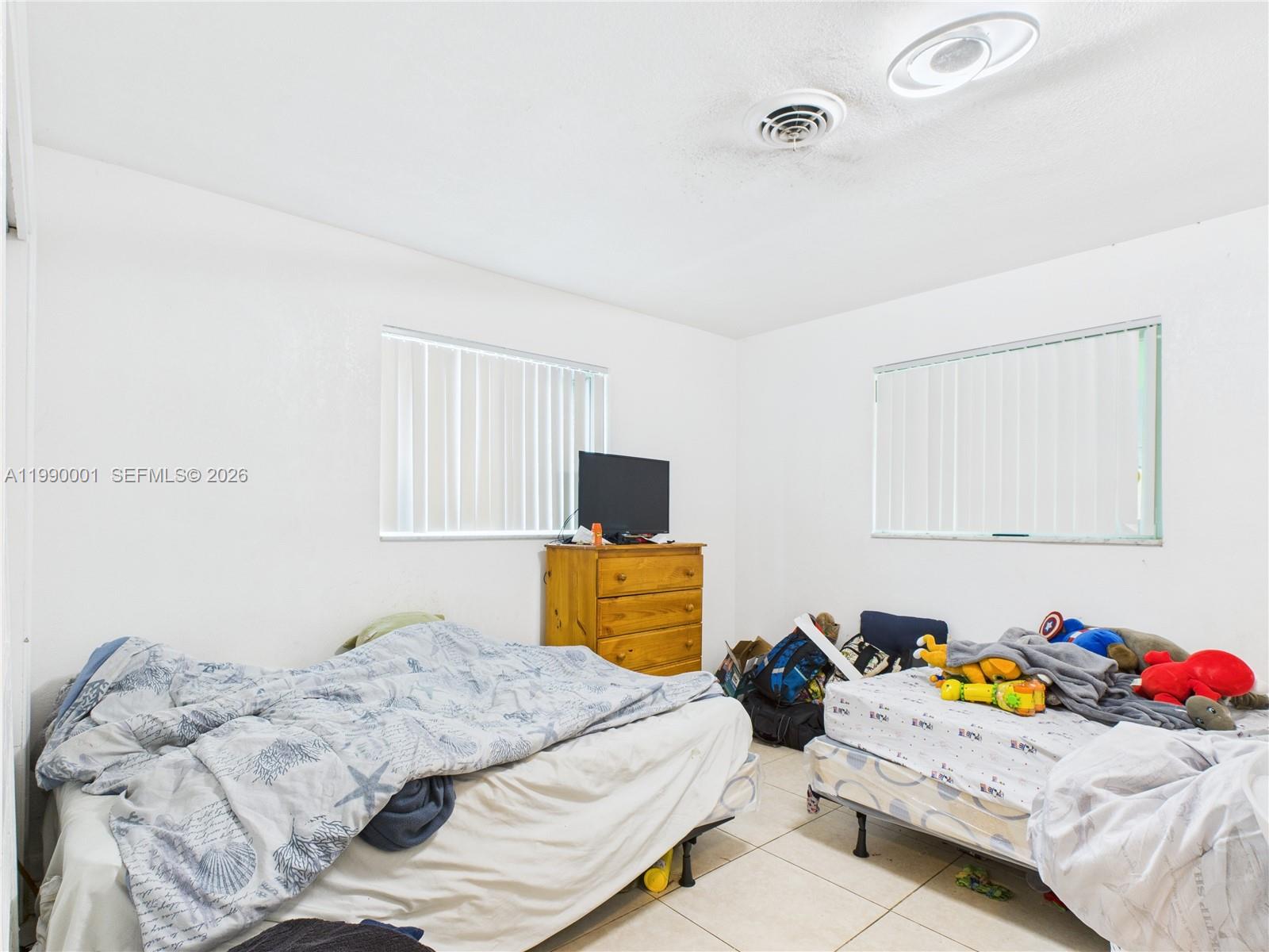   /  1941 sq. ft. $ 2026-03-26 0 Photo