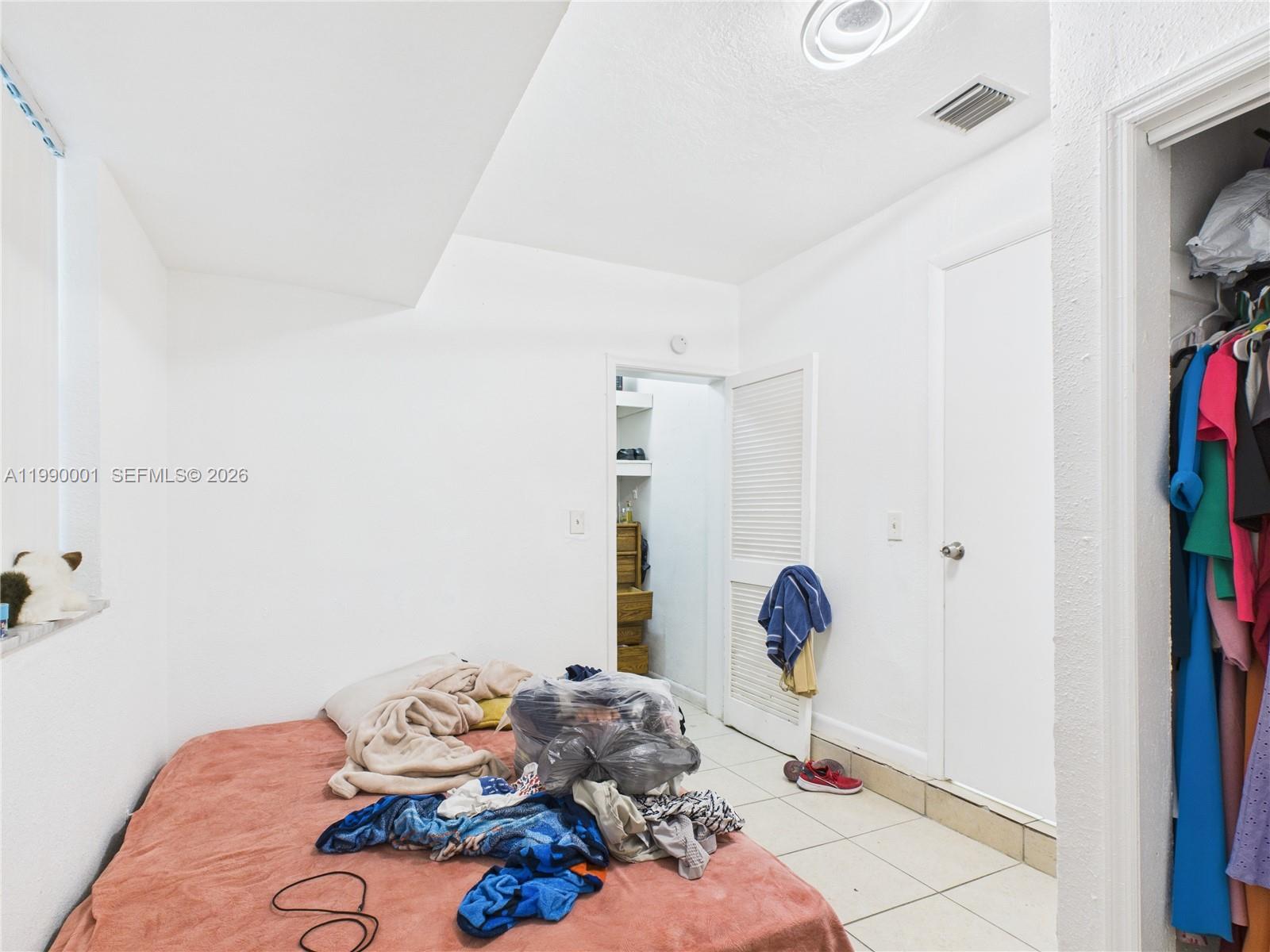   /  1941 sq. ft. $ 2026-03-26 0 Photo