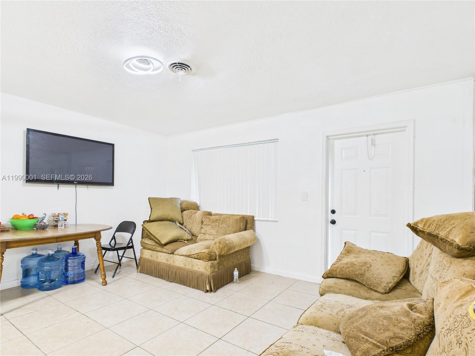   /  1941 sq. ft. $ 2026-03-26 0 Photo