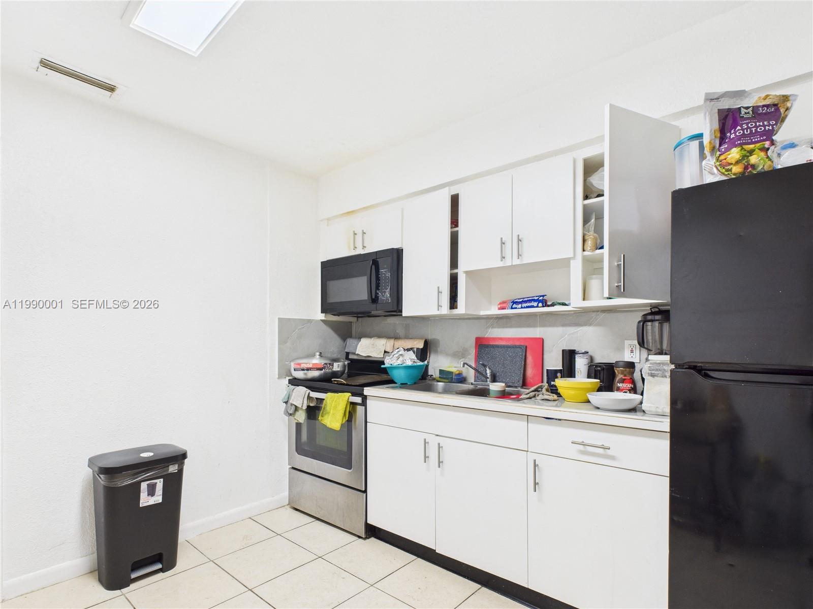   /  1941 sq. ft. $ 2026-03-26 0 Photo