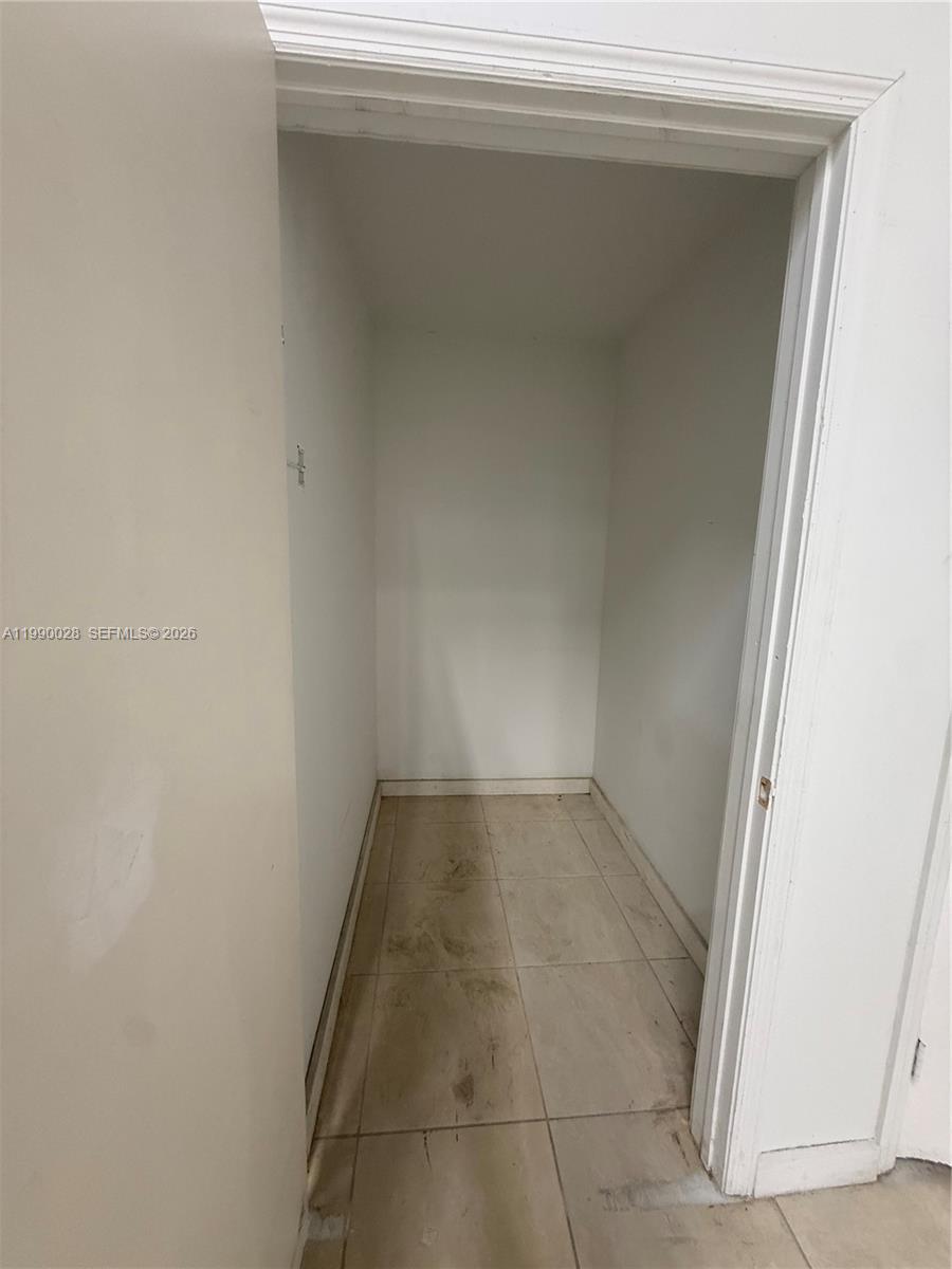 6  /   sq. ft. $ 2026-04-03 0 Photo