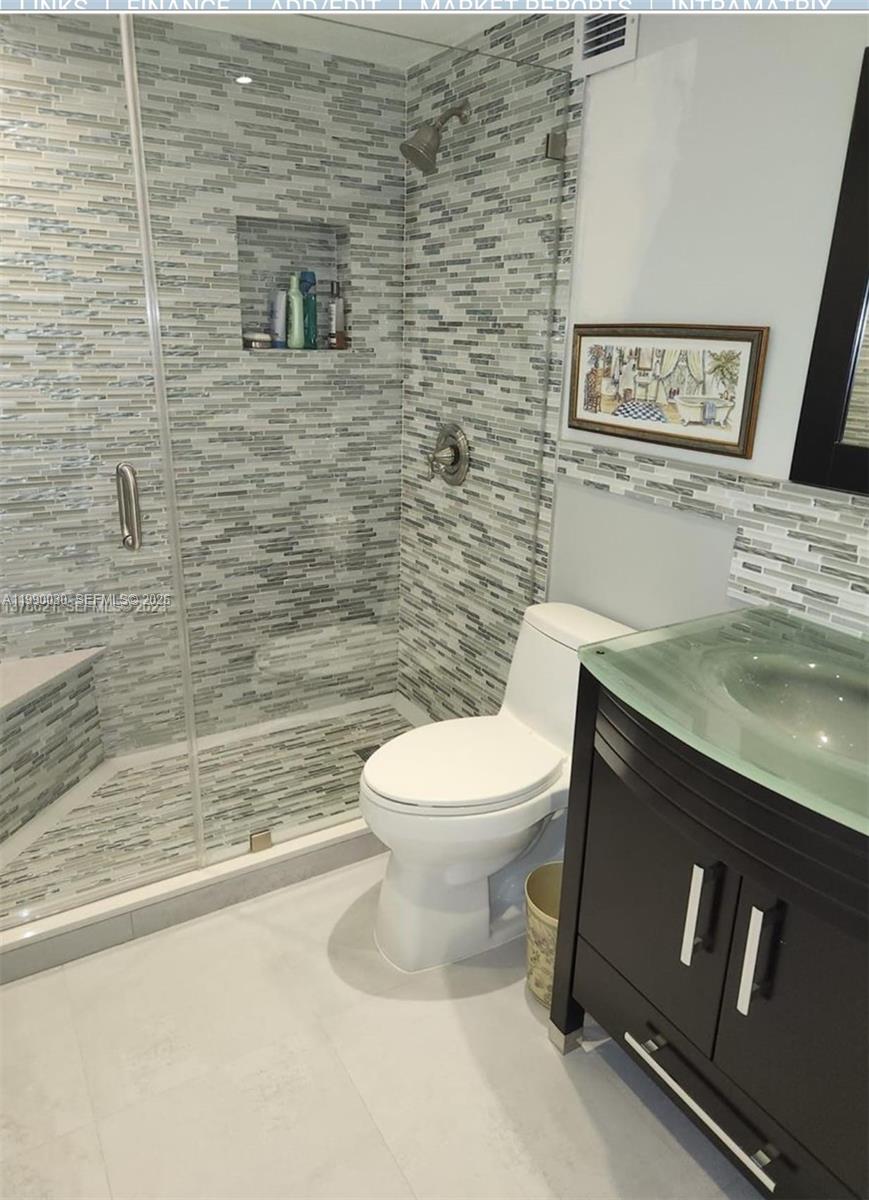 Photo of 1600 Ocean Dr  #6K, Hollywood, Florida, 33019 - 