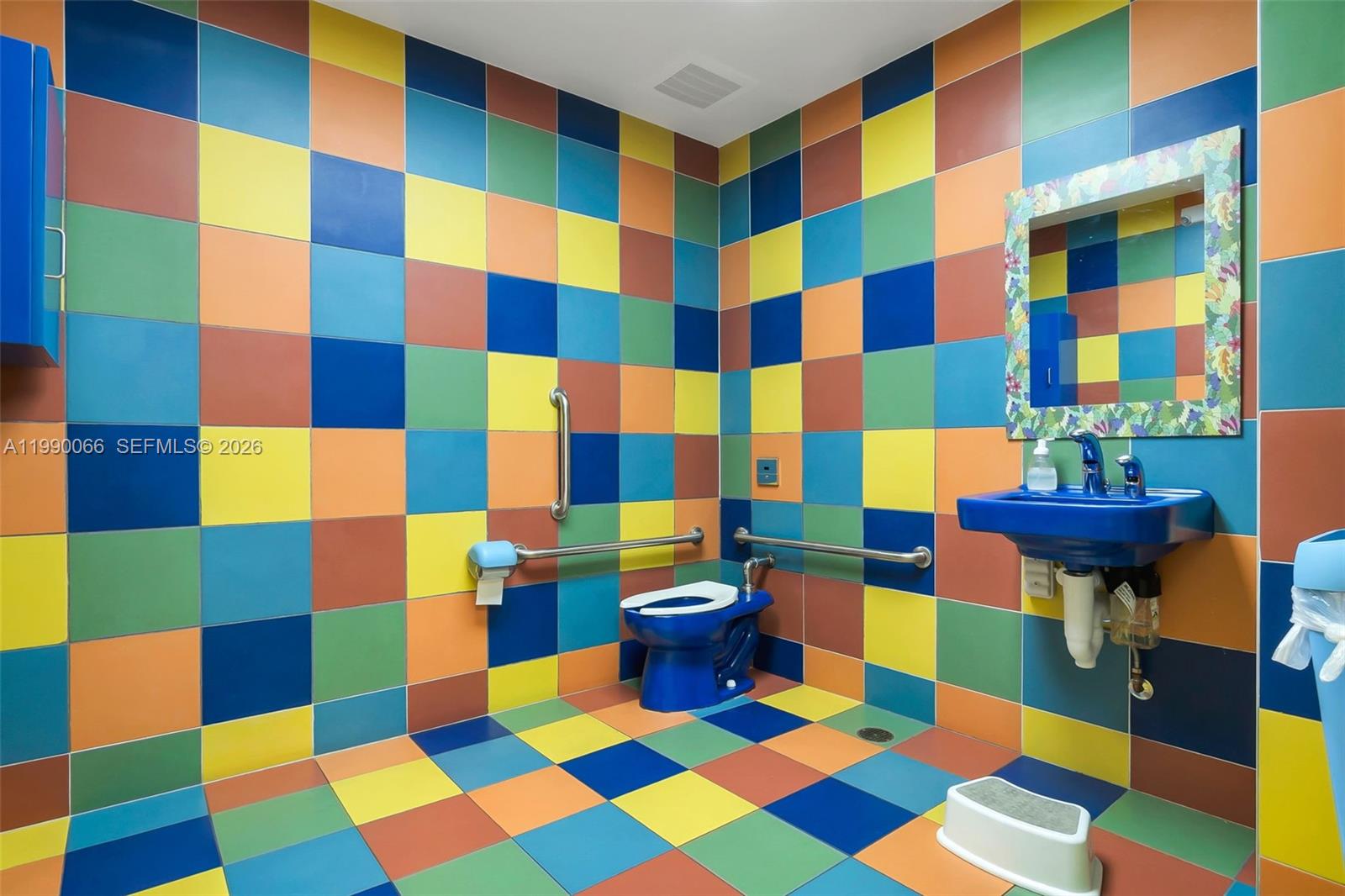   /   sq. ft. $ 2026-03-26 0 Photo