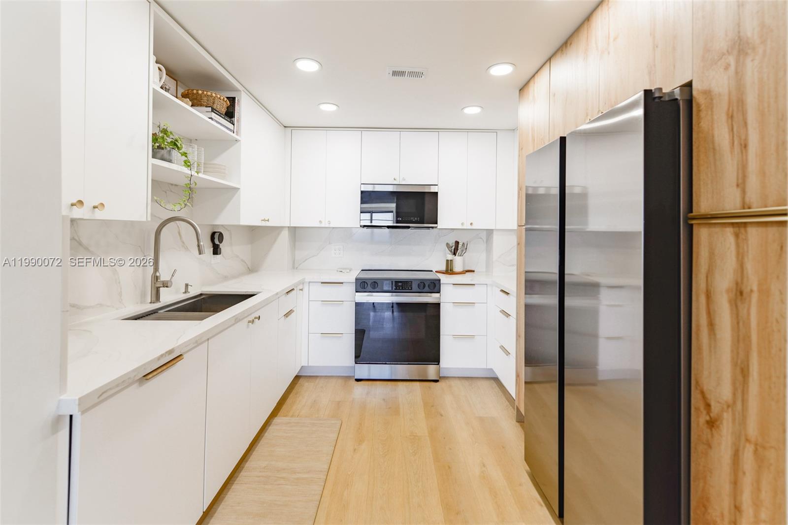 17E 3 / 3 1780 sq. ft. $ 2026-03-26 0 Photo