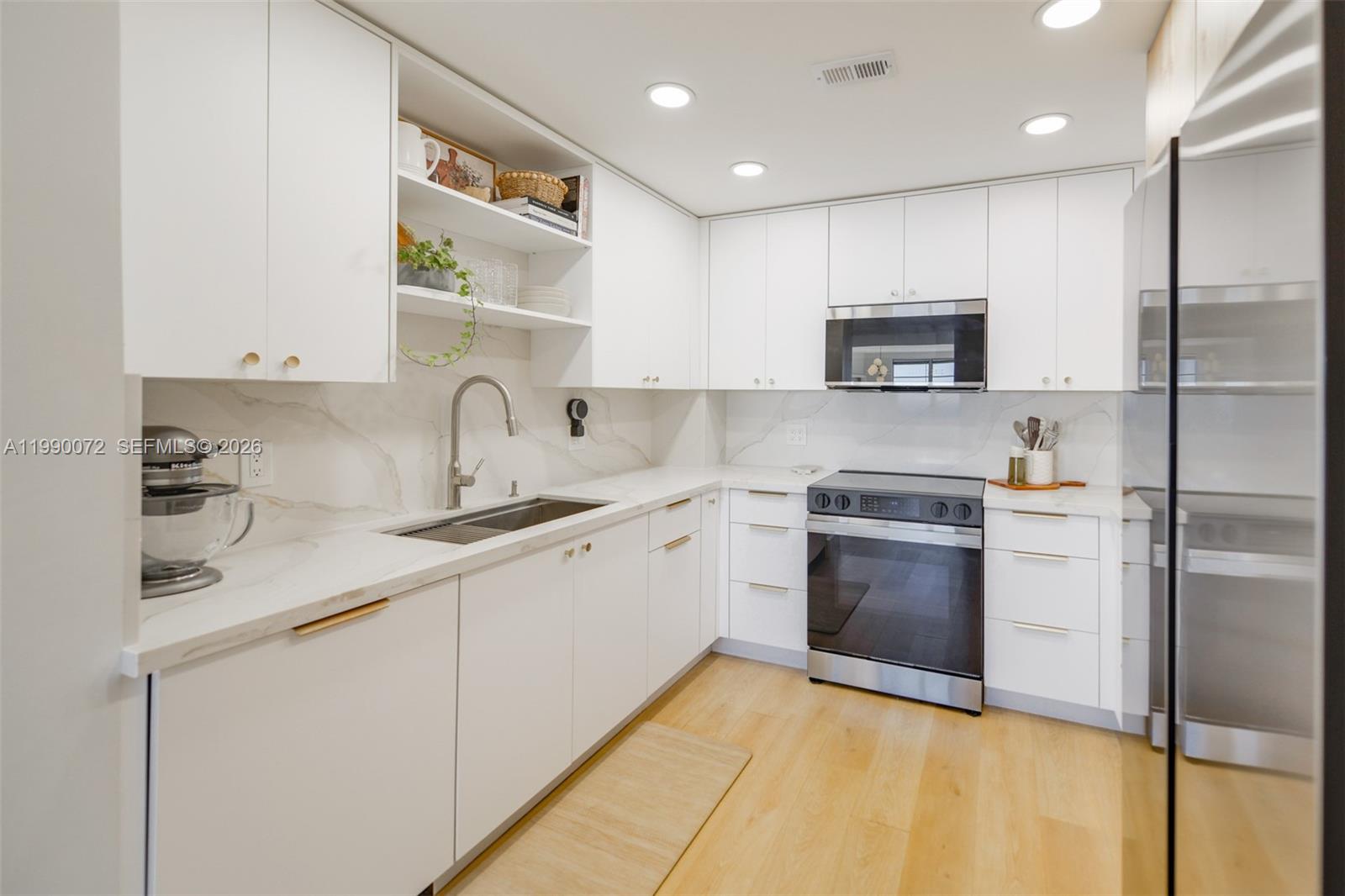 17E 3 / 3 1780 sq. ft. $ 2026-03-26 0 Photo