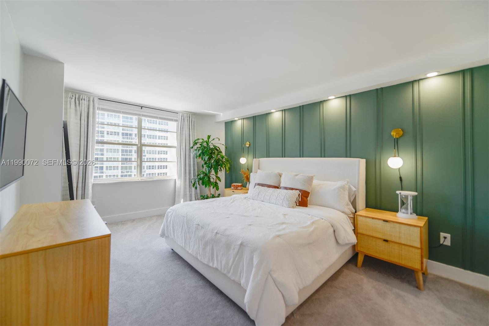 17E 3 / 3 1780 sq. ft. $ 2026-03-26 0 Photo