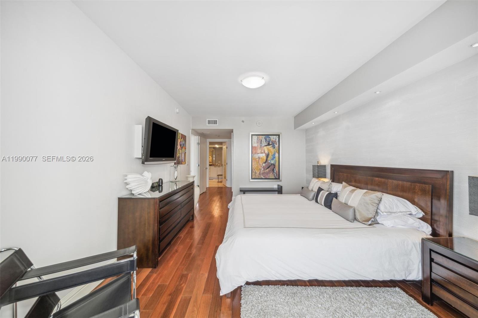 3111 3 / 2 1554 sq. ft. $ 2026-03-26 0 Photo
