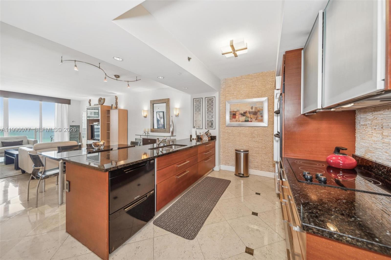 3111 3 / 2 1554 sq. ft. $ 2026-03-26 0 Photo