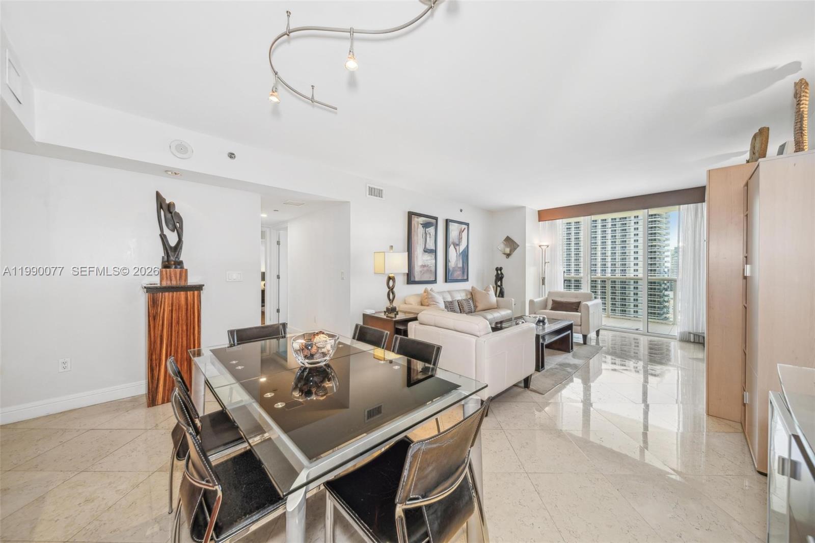 3111 3 / 2 1554 sq. ft. $ 2026-03-26 0 Photo