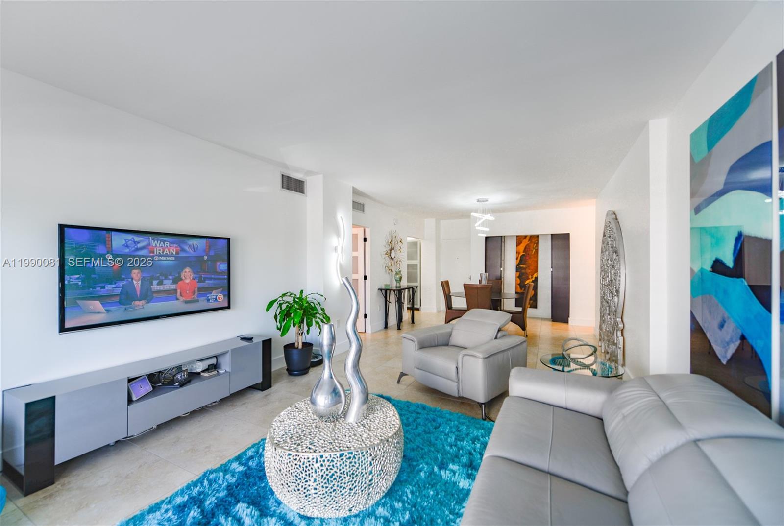 4B 1 / 2 870 sq. ft. $ 2026-03-26 0 foto