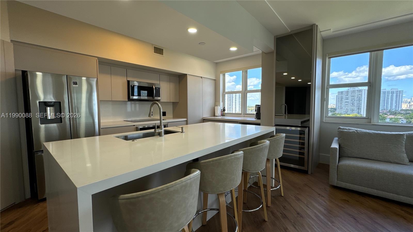 Photo of 20000 Country Club Dr  #1016, Aventura, Florida, 33180 - 