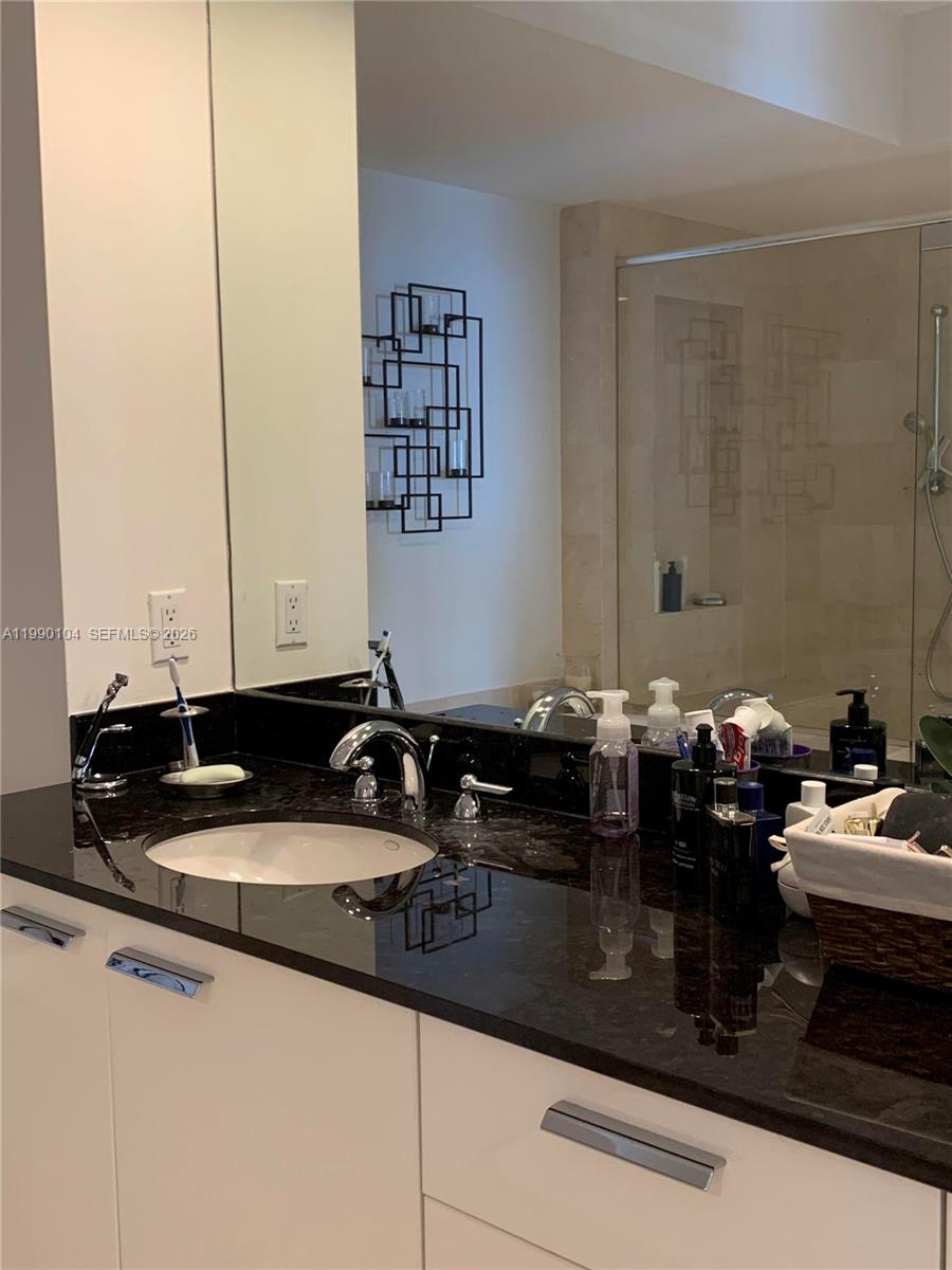 2303 3 / 3 1841 sq. ft. $ 2026-03-26 0 foto