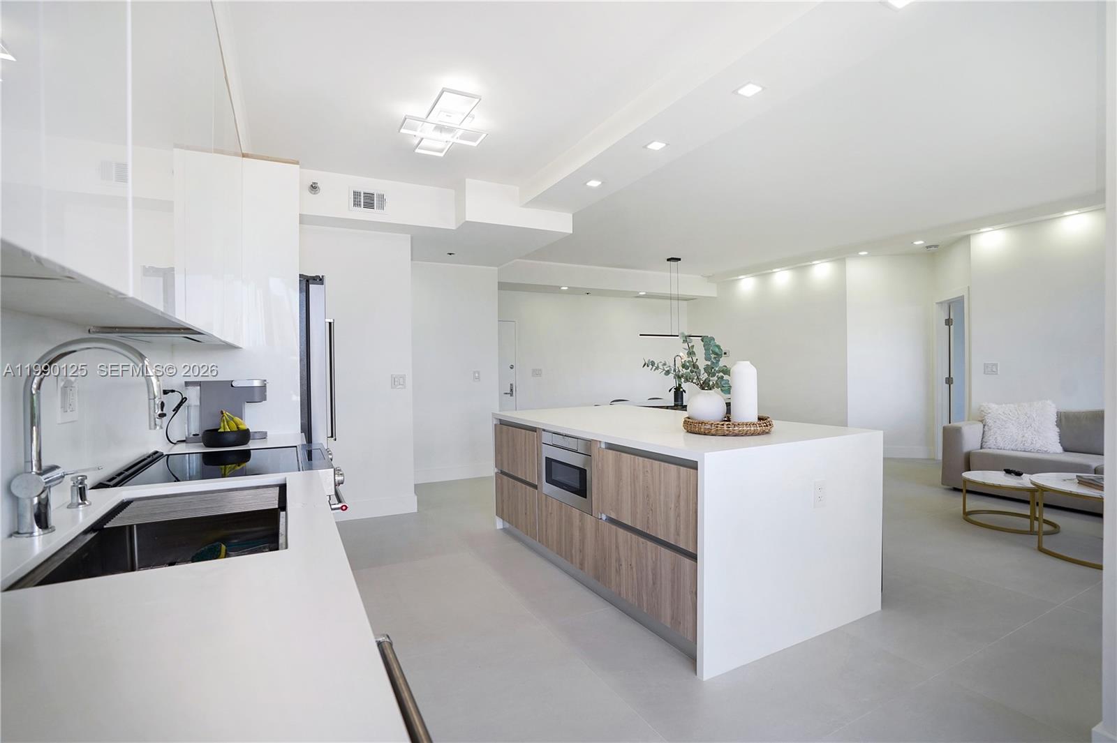 Photo of 19101 36th Ct #111, Aventura, Florida, 33180 -