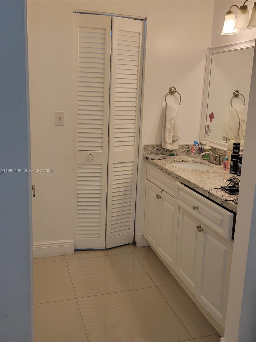 Photo of 1825 Ocean Dr  #611, Hallandale Beach, Florida, 33009 - 