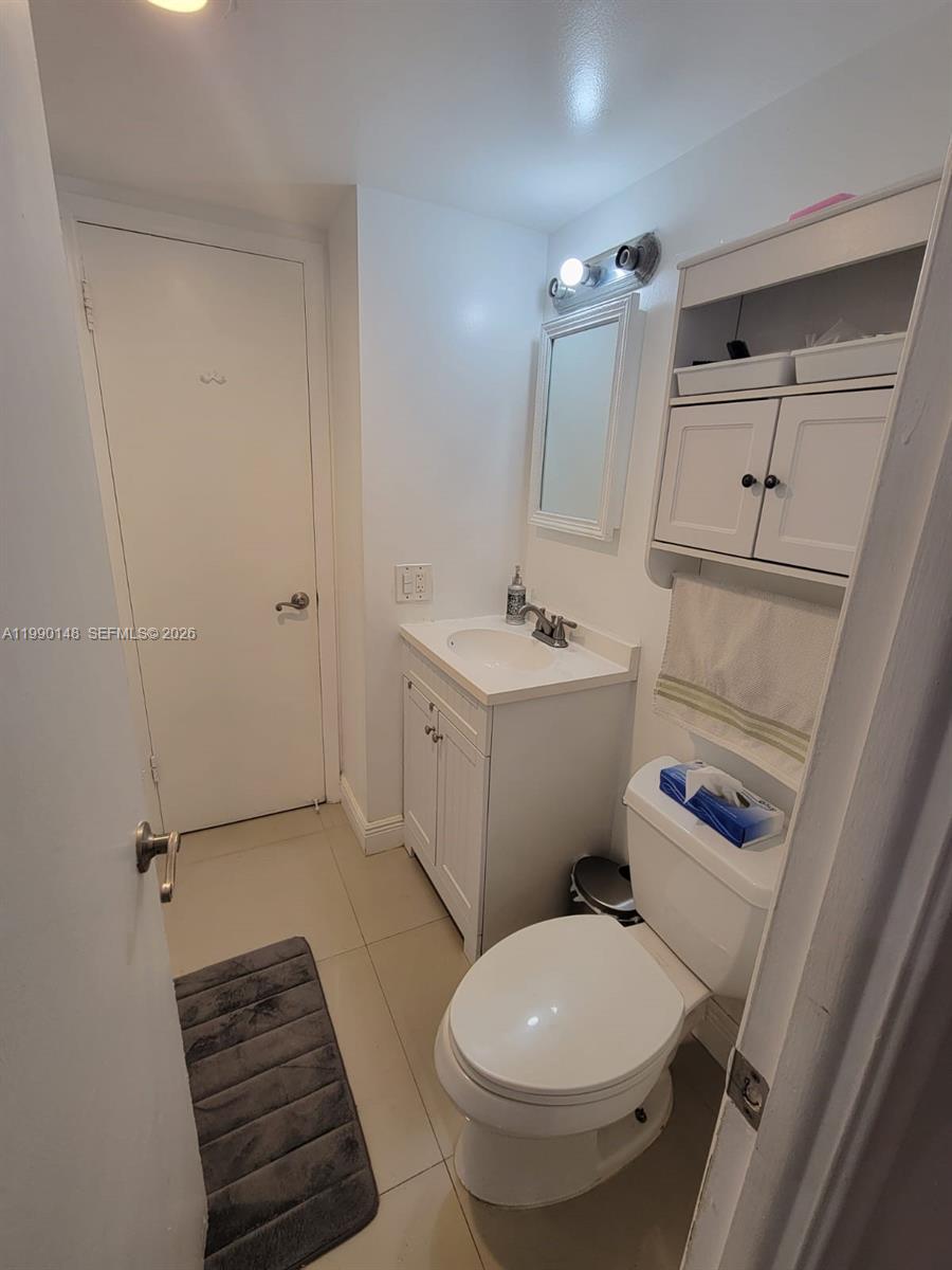 Photo of 1825 Ocean Dr  #611, Hallandale Beach, Florida, 33009 - 
