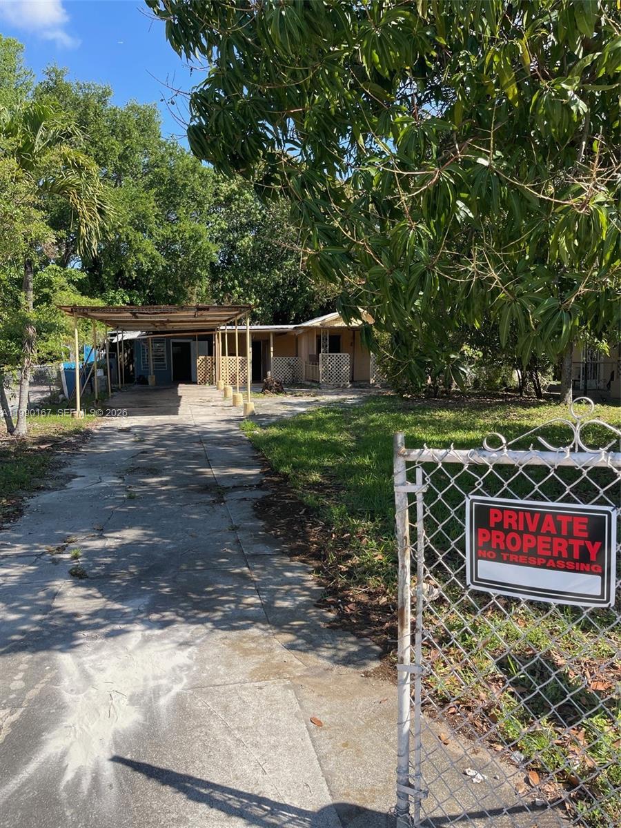   /   кв.футов $ 2026-03-26 0 Фото