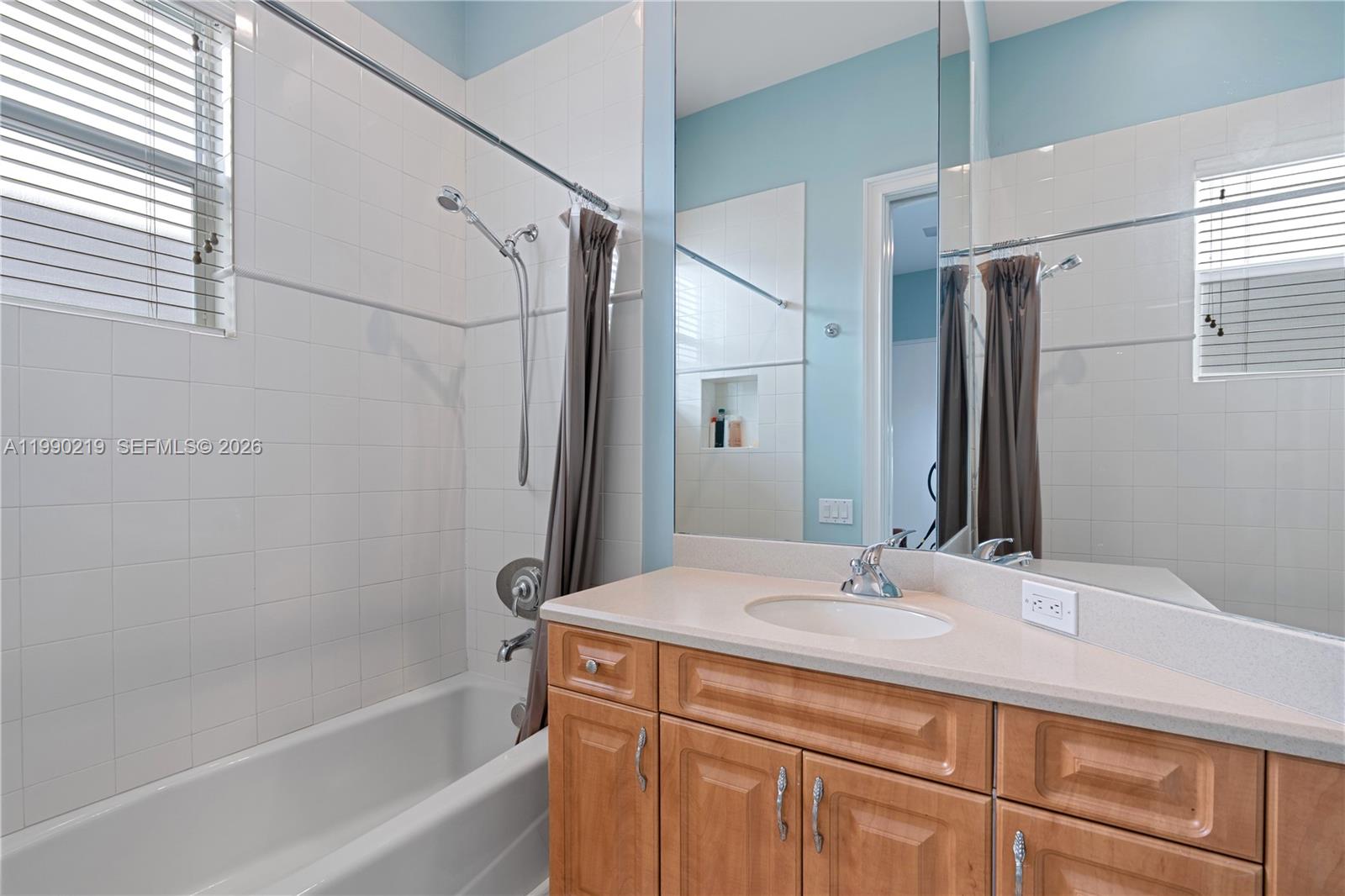 Photo of   , Hollywood, Florida, 33019 - 