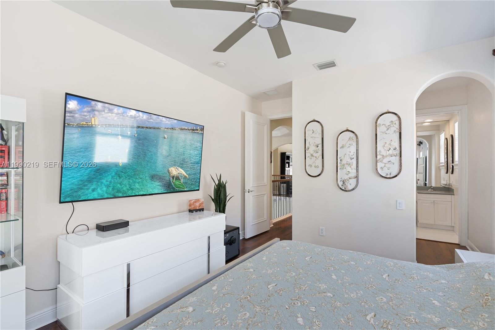 Photo of   , Hollywood, Florida, 33019 - 