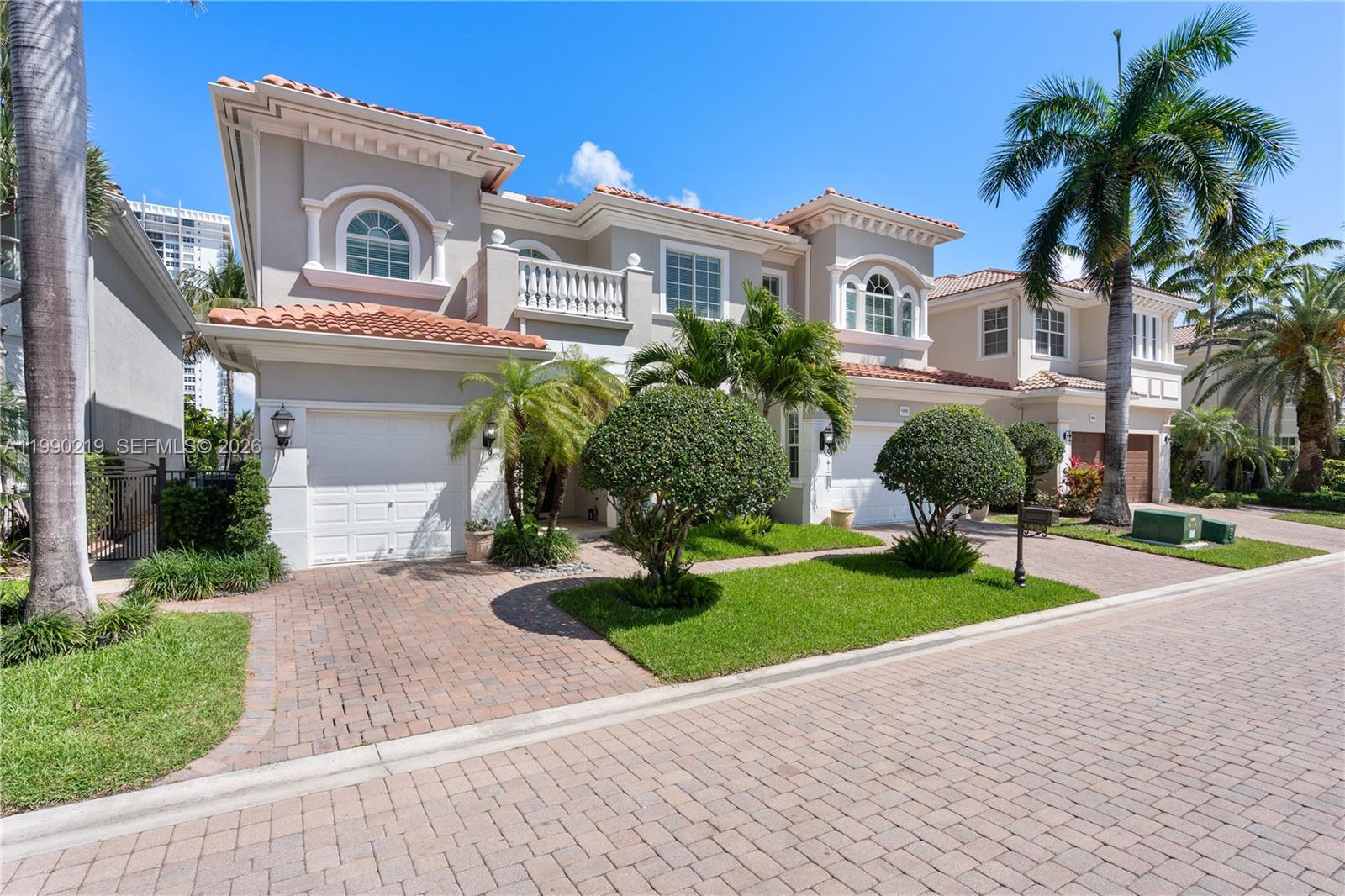 Photo of   , Hollywood, Florida, 33019 - 