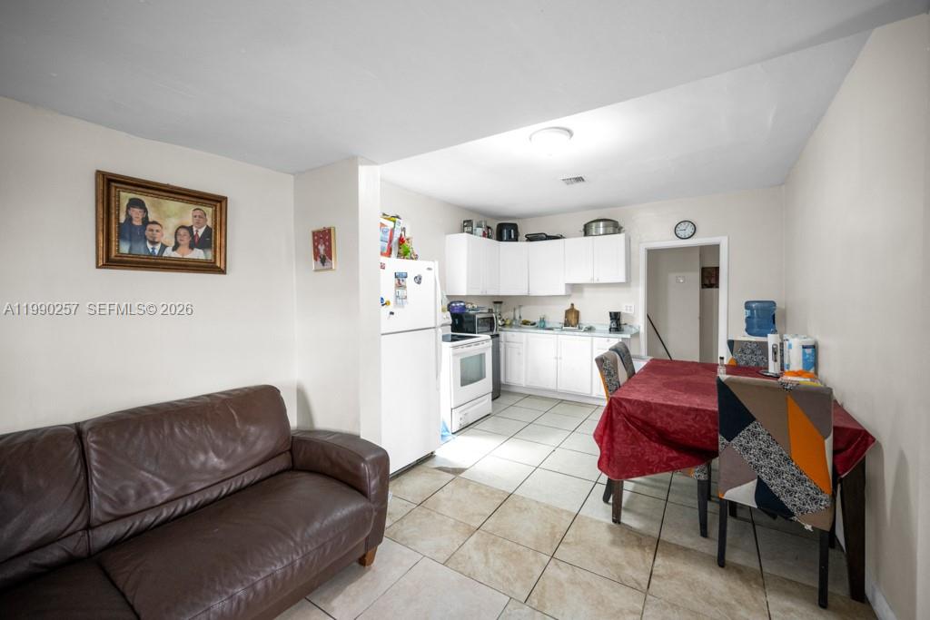   /  2130 sq. ft. $ 2026-03-26 0 Photo