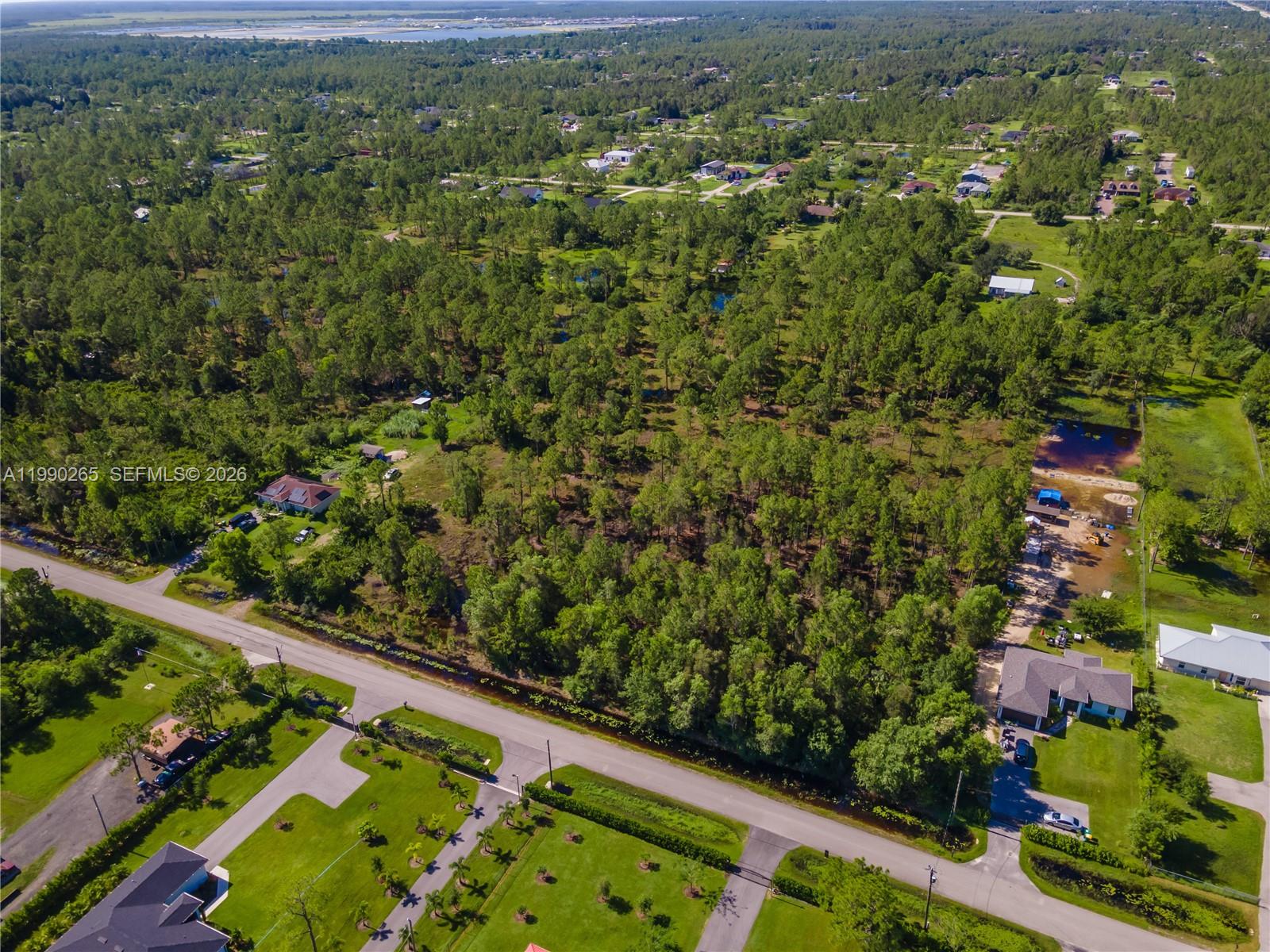See details / sq. ft. $ 2026-03-26 0 Photo