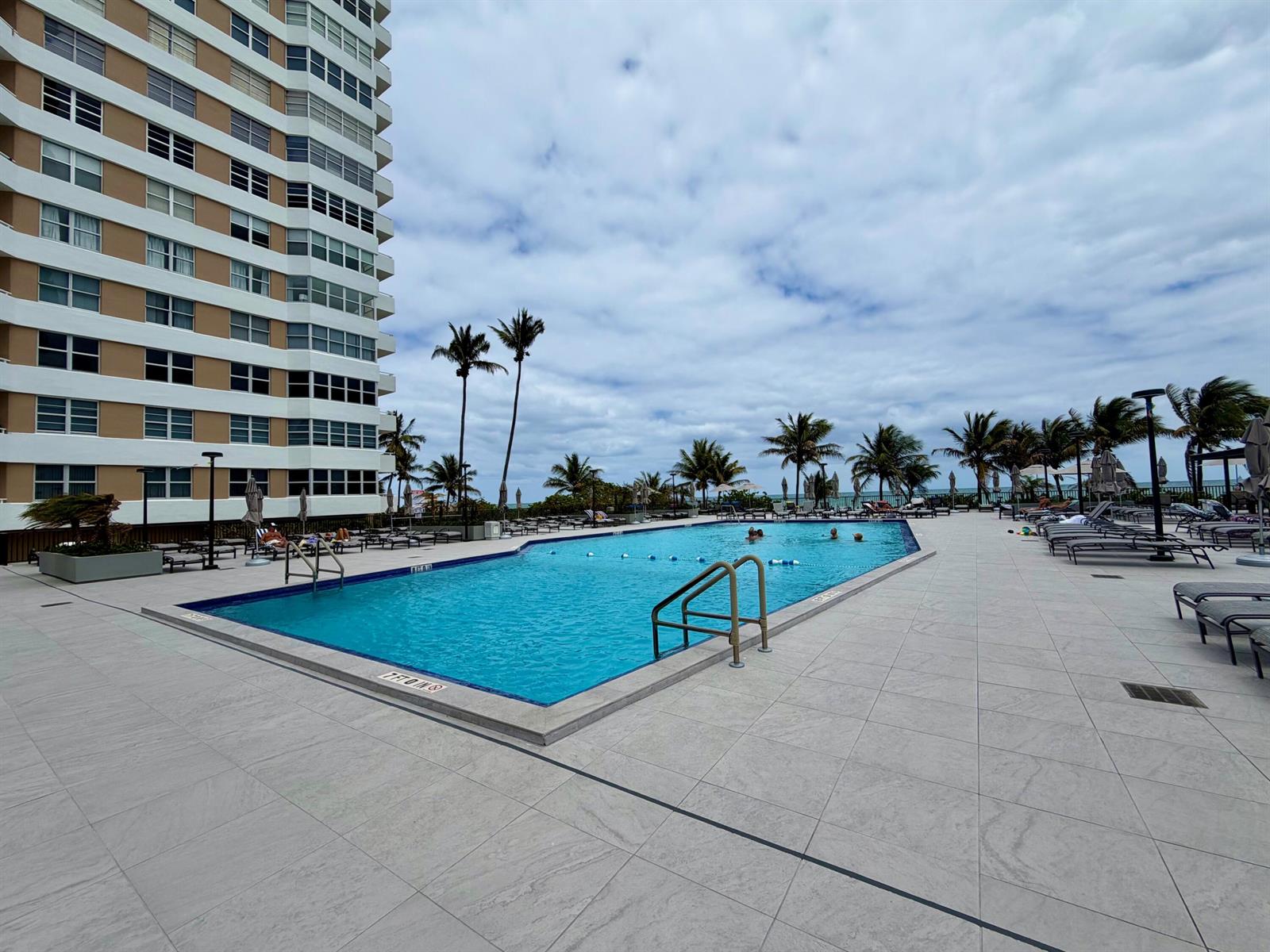 Ver detalles 21a 1 / 870 sq. ft. $ 2026-05-13 0 foto