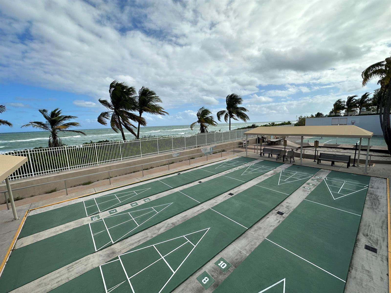Ver detalles 21a 1 / 870 sq. ft. $ 2026-05-13 0 foto