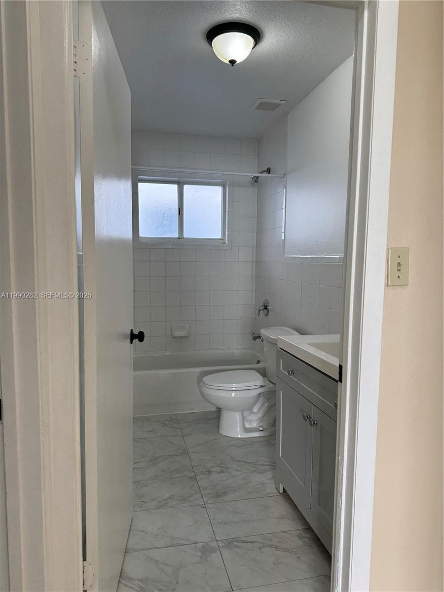   /  2881 sq. ft. $ 2026-03-26 0 foto