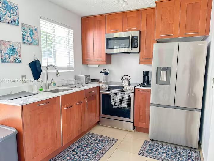   /   кв.футов $ 2026-03-26 0 Фото